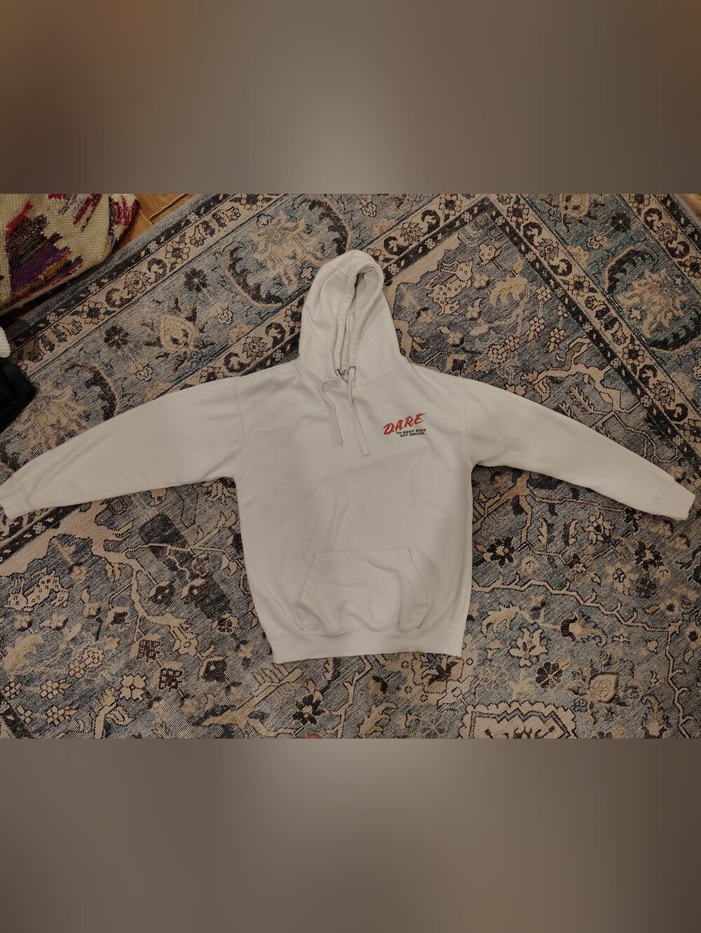 Vintage DARE To Keep Kids Off Drugs Women's White Pullover Hoodie Size Medium